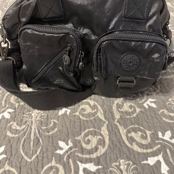 Kipling Defea, Black Metallic Satchel with Monkey and Shoulder Strap, VINTAGE! - Picture 3 of 10